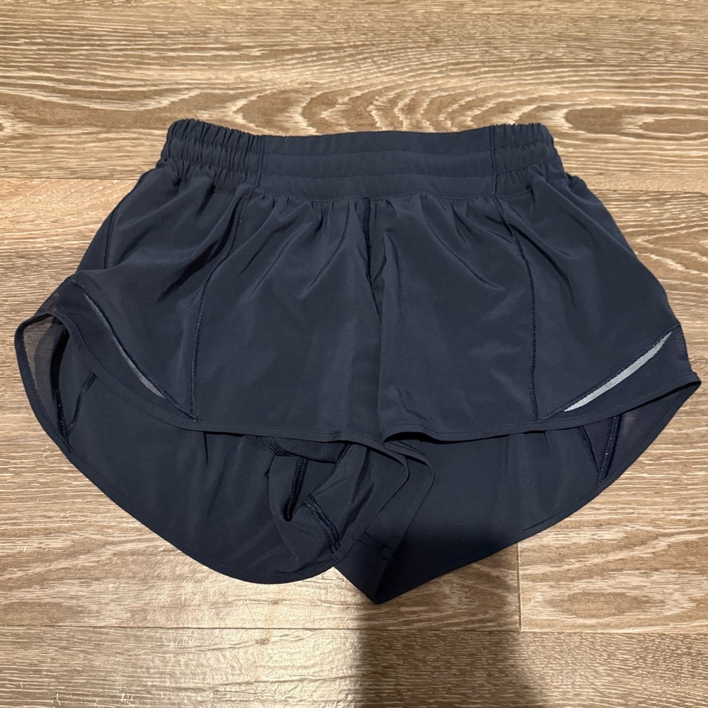 lululemon hotty hot